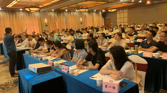 浙江余姚市经信局举办中小企业运营管理培训